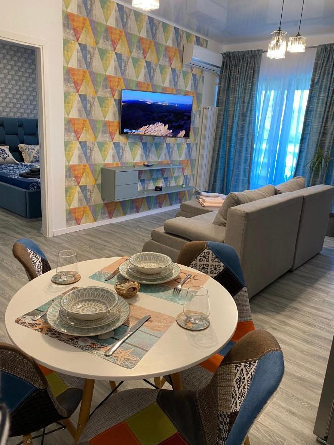Elysse Sunrise Apartment Mamaia Bagian luar foto