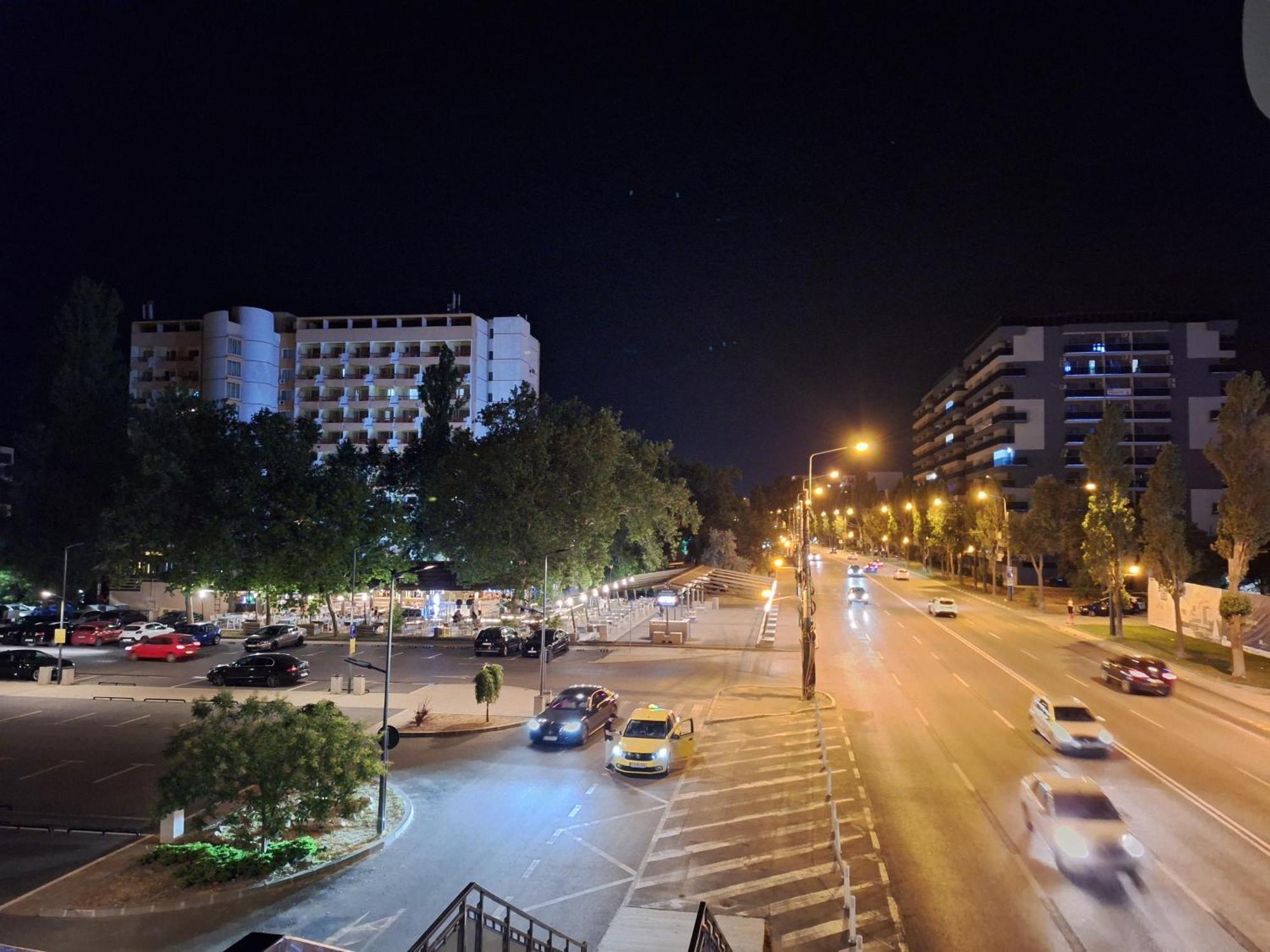 Elysse Sunrise Apartment Mamaia Bagian luar foto