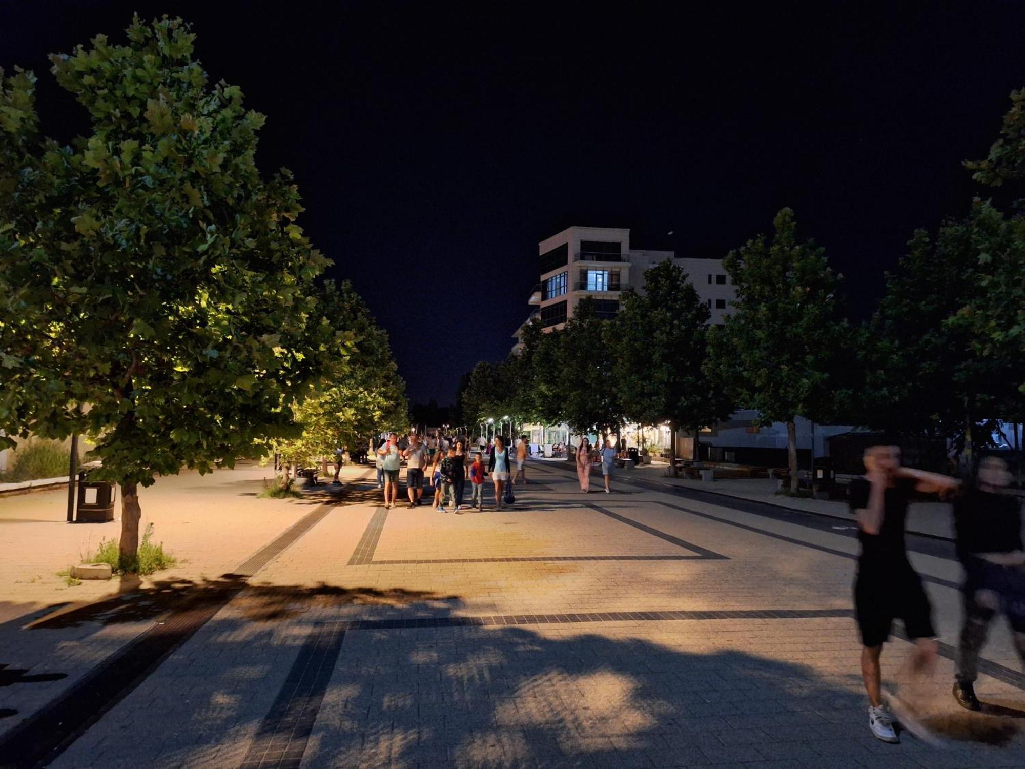 Elysse Sunrise Apartment Mamaia Bagian luar foto